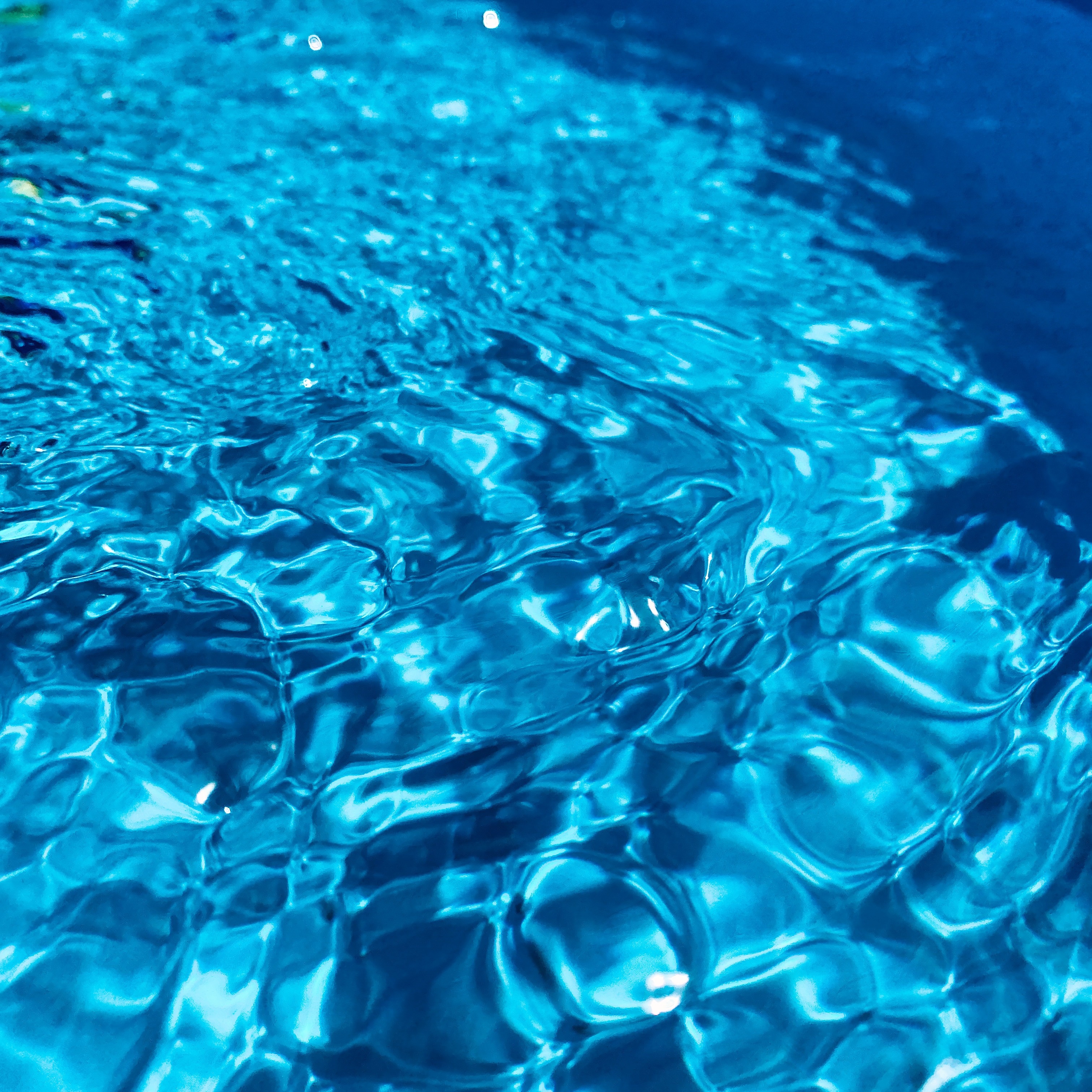 Discover our Above-Ground Pool thumbnail