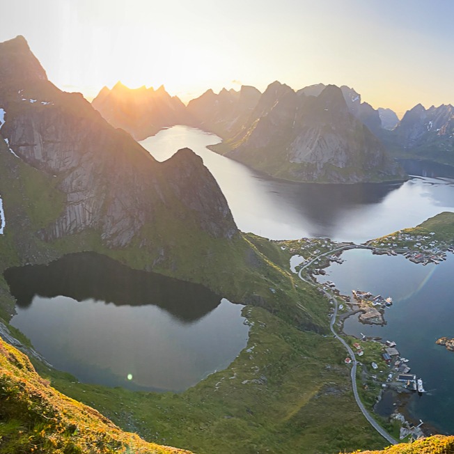 Retraite Yoga dans les Lofoten (Norvège) : 31 juillet-4 août 2025 thumbnail