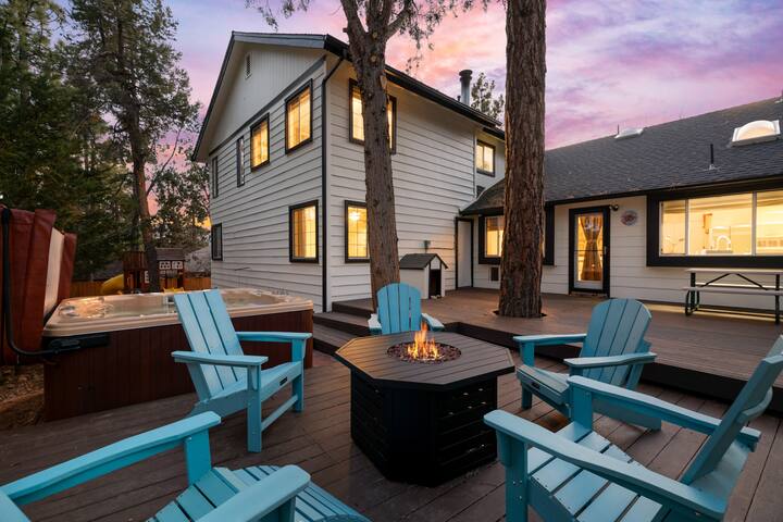 WHISPERING FOREST | BIG BEAR · 5 bedrooms · 8 beds · 2.5 baths thumbnail