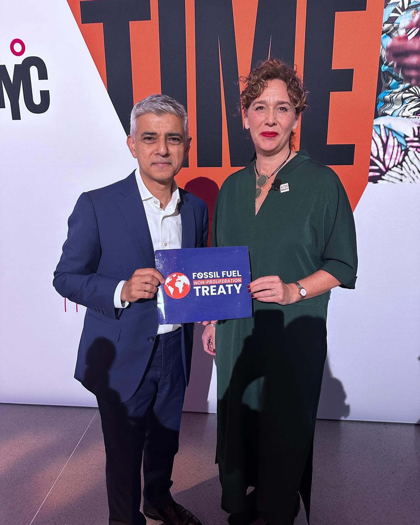 So fun and inspiring to get to spend some time with @fossilfueltreaty champion @mayorofldn in NYC. We appreciate the sup