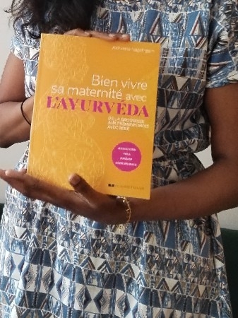 Livre Maternité et Ayurvéda  thumbnail