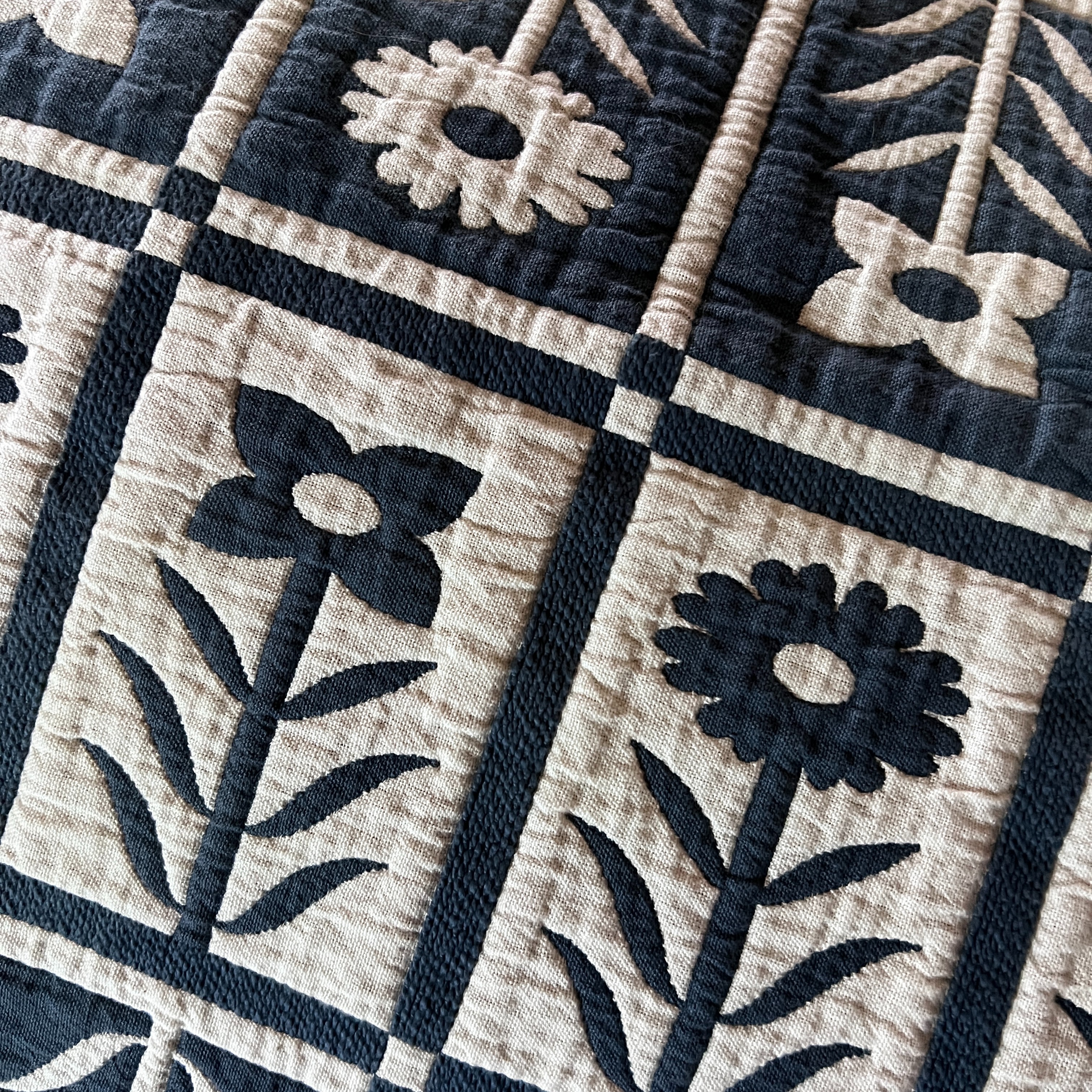 Schoolhouse Quilt Dupe thumbnail