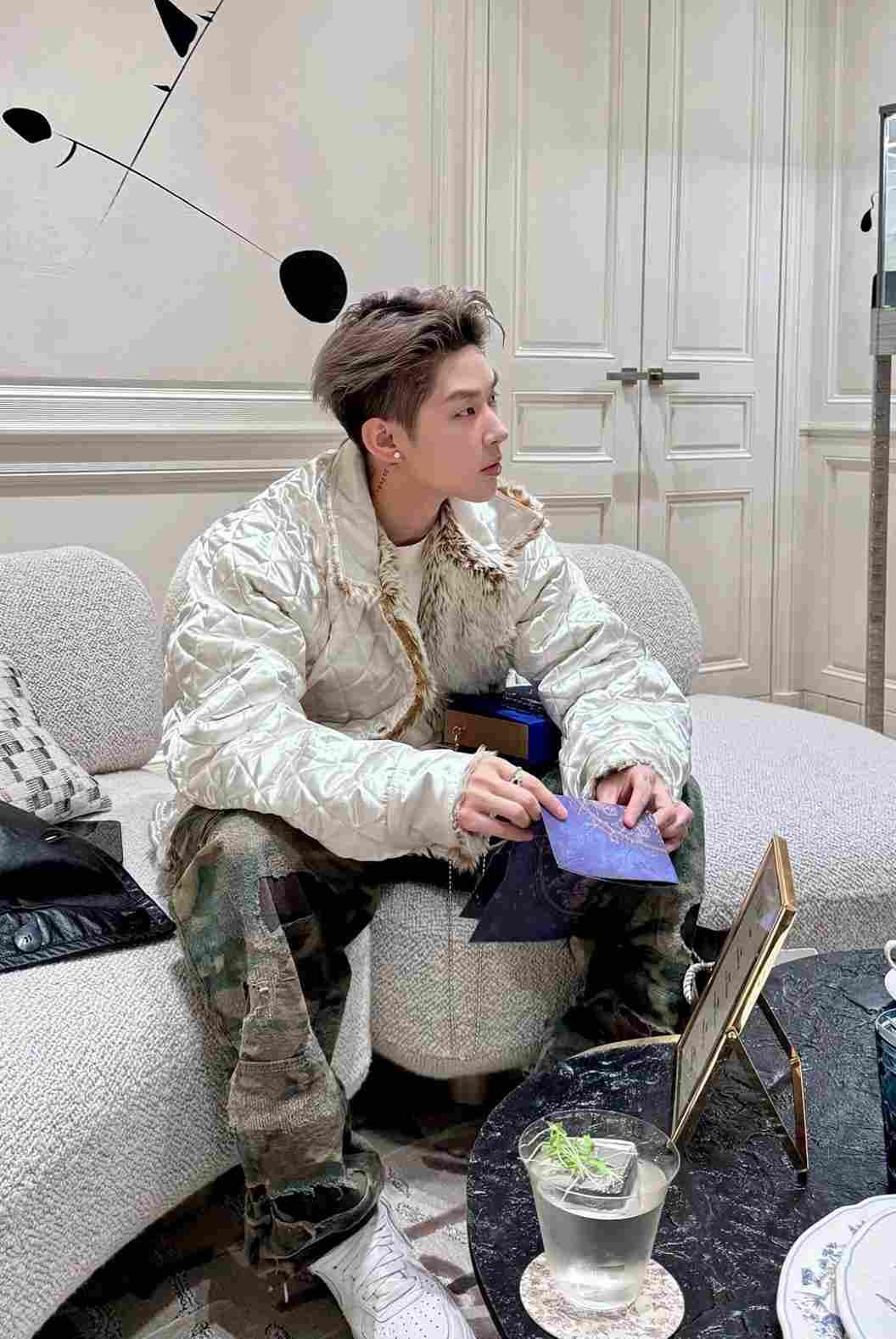 Tác giả Xiao Ba thumbnail