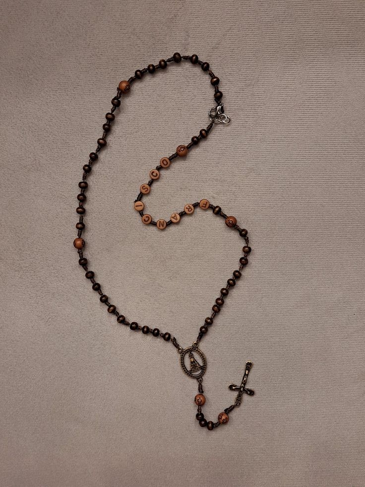 Terço de madeira para por no pescoço  thumbnail