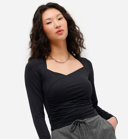 Blusa manga longa com decote transpassado  thumbnail