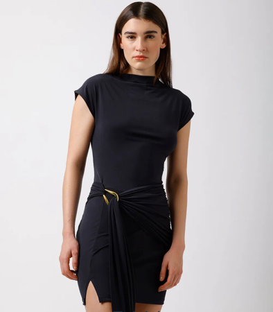 Vestido preto com fenda mindset  thumbnail