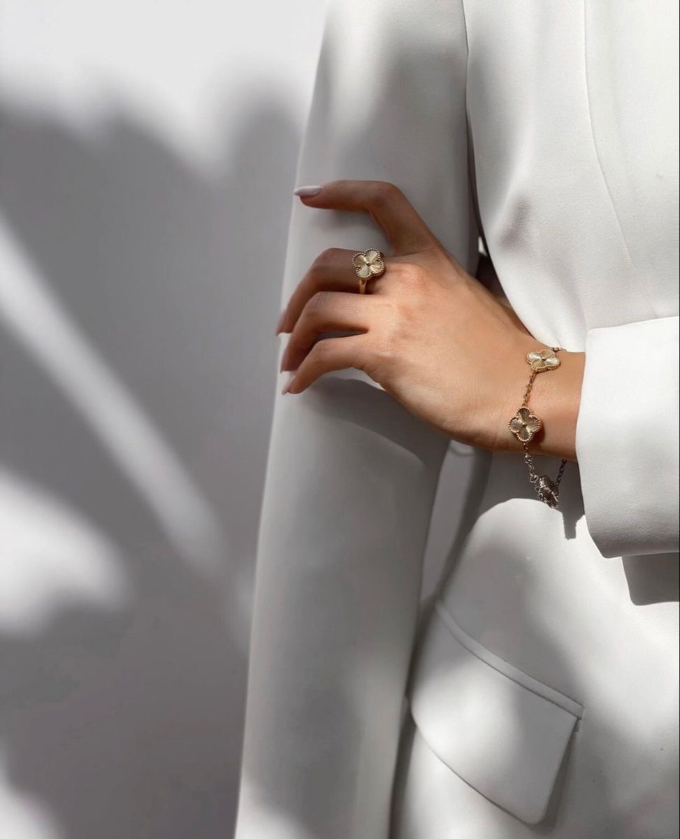 Sign up for your aesthetic stock videos  thumbnail