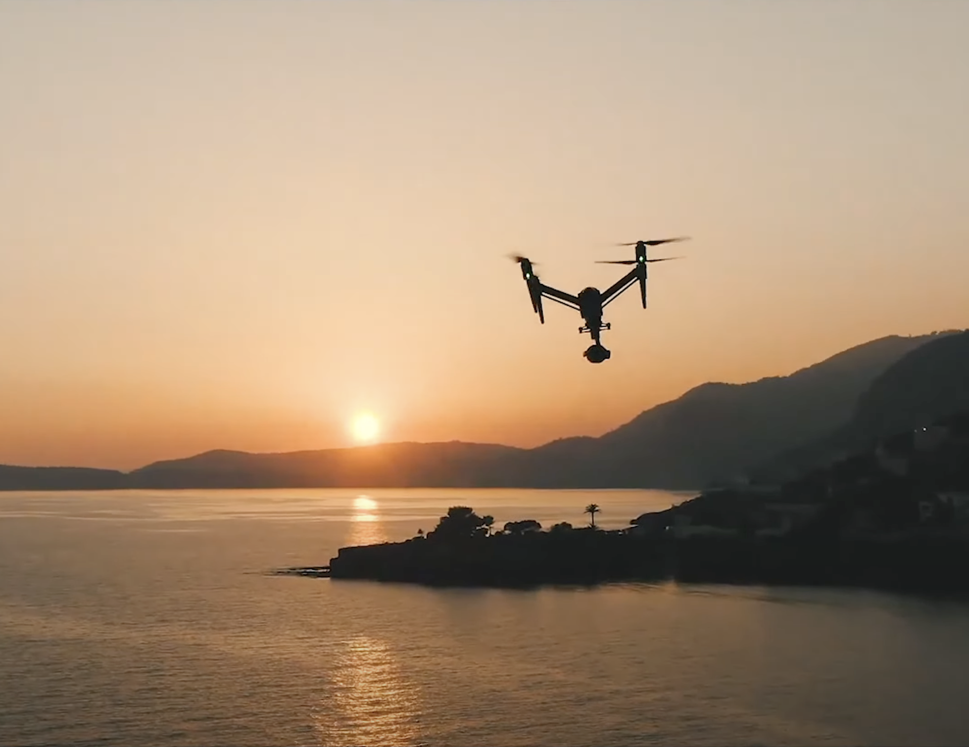๐ฅ Creating stunning cinematic videos, Vlogs & photographs with Leica cameras & DJI drones thumbnail
