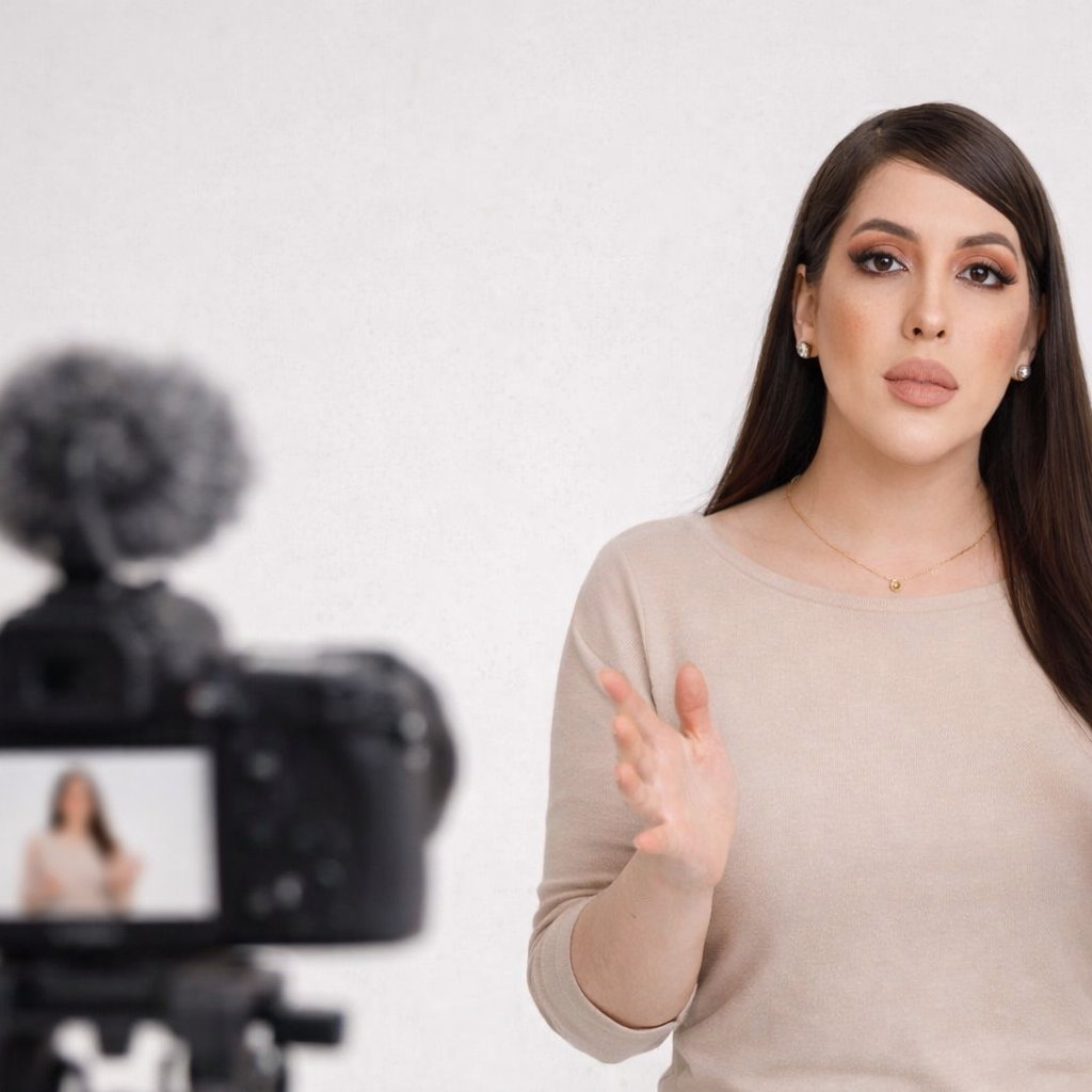 Mídia Kit Vanessa Brunt  thumbnail