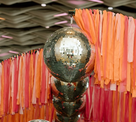 Apply to work at Modernly Events! thumbnail