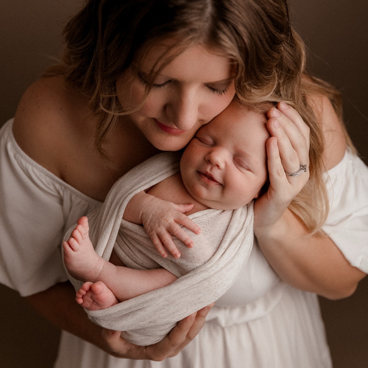 BOOK A SESSION thumbnail