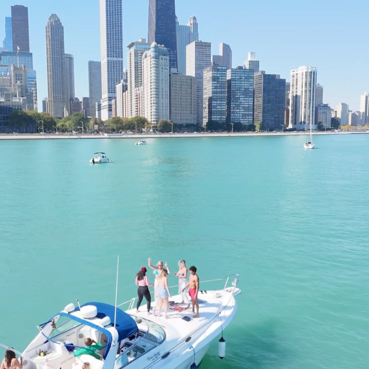 Charters | LuxeLife Chicago - CHICAGO25 for 10% off! thumbnail