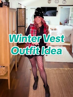 It got chilly in SWFL for a brief time, so this outfit inspiration was appropriate 😅 Now it’s perfect for those with sno