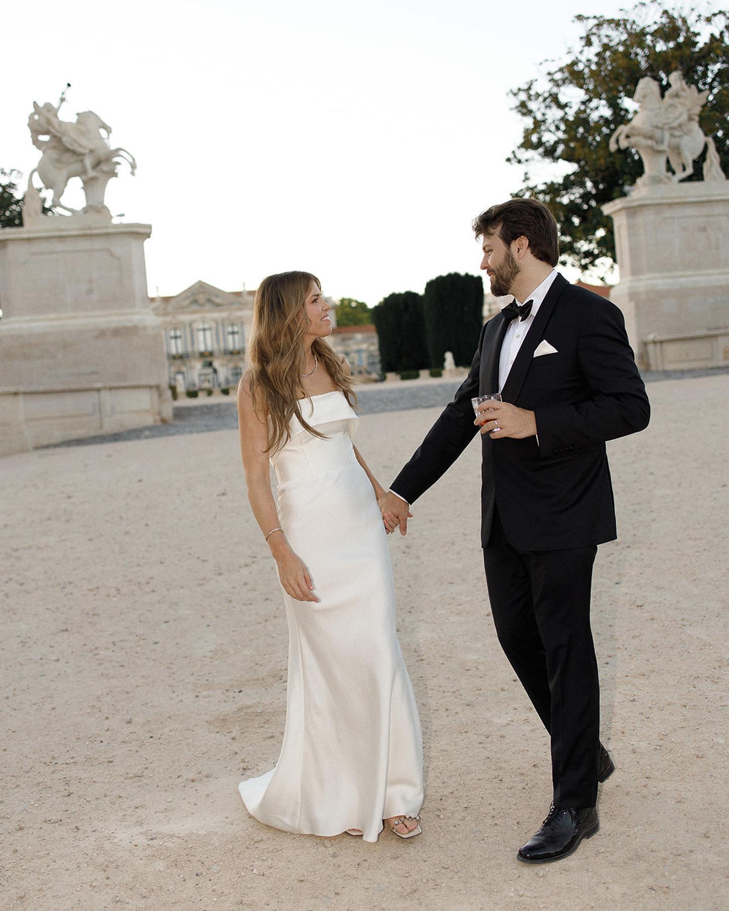 Wedding Day / Perfect Day. A Lisbon wedding in a palace. A dream 🤍 With:

Wedding Planner - @somethingnew_weddingsportug