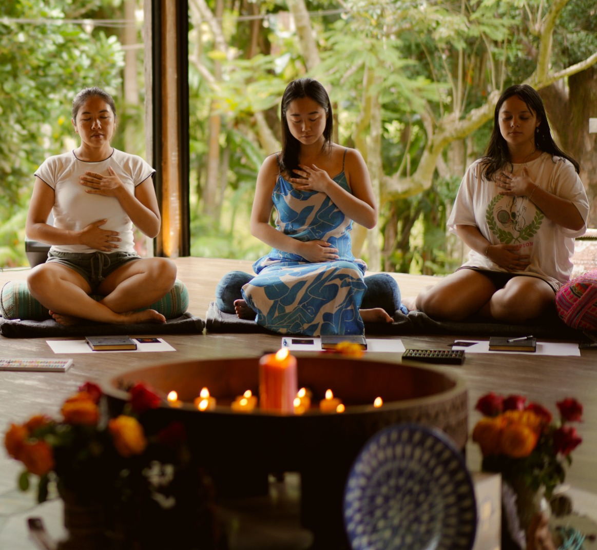 FREE somatic meditation for you 🖤 thumbnail