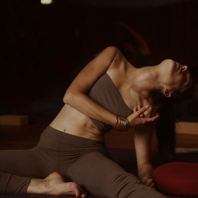 A Holding Space ~ online retreat,  April '26 thumbnail