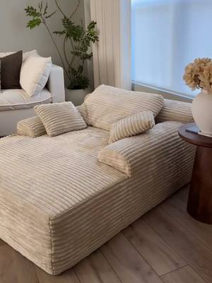 He encontrado el sofá cama perfecto 🛋️✨ Ideal para crear un rinconcito de lectura, recibir invitados en el dormitorio de