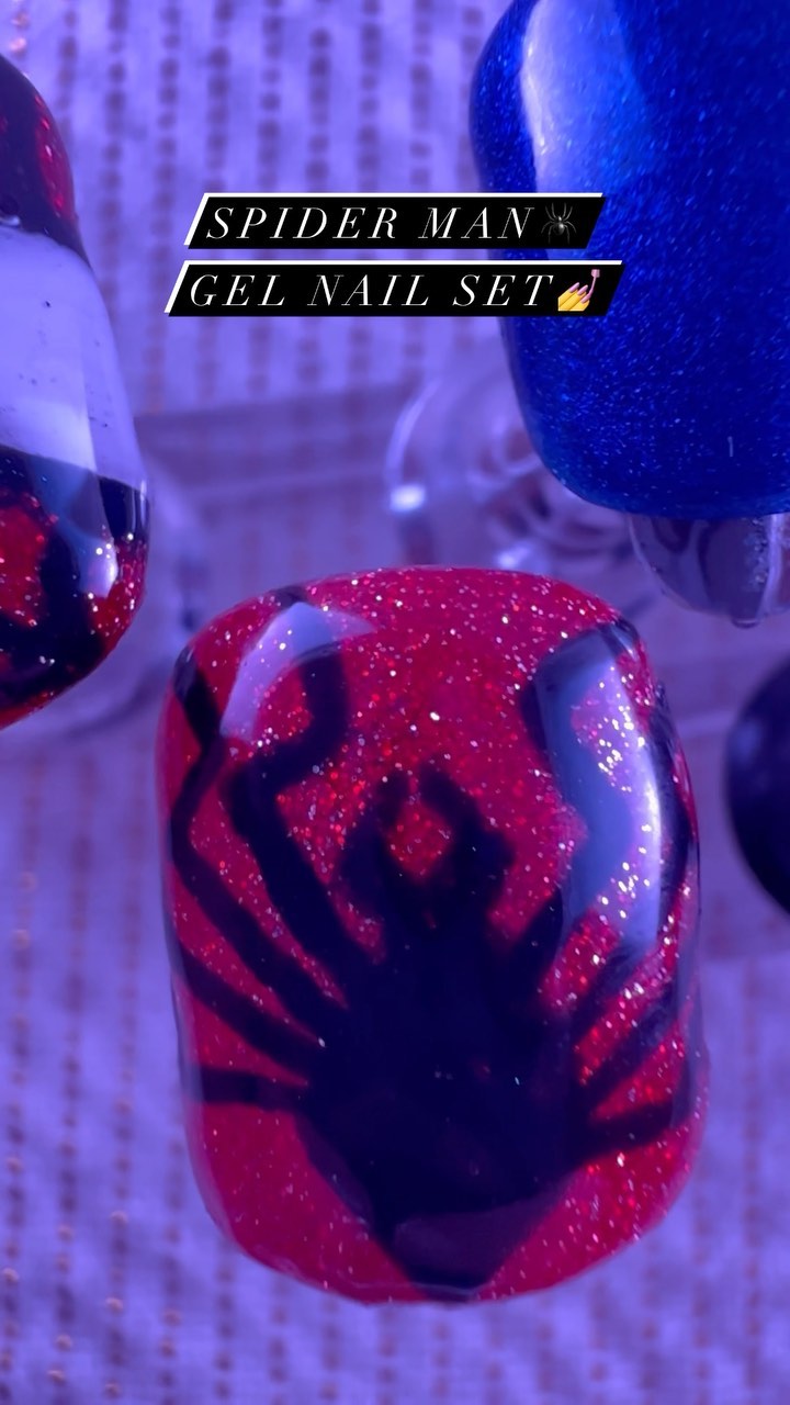 🕸️I really loved playing through the Spider-Man games recently and was inspired to make a set of nails for it. Will be u