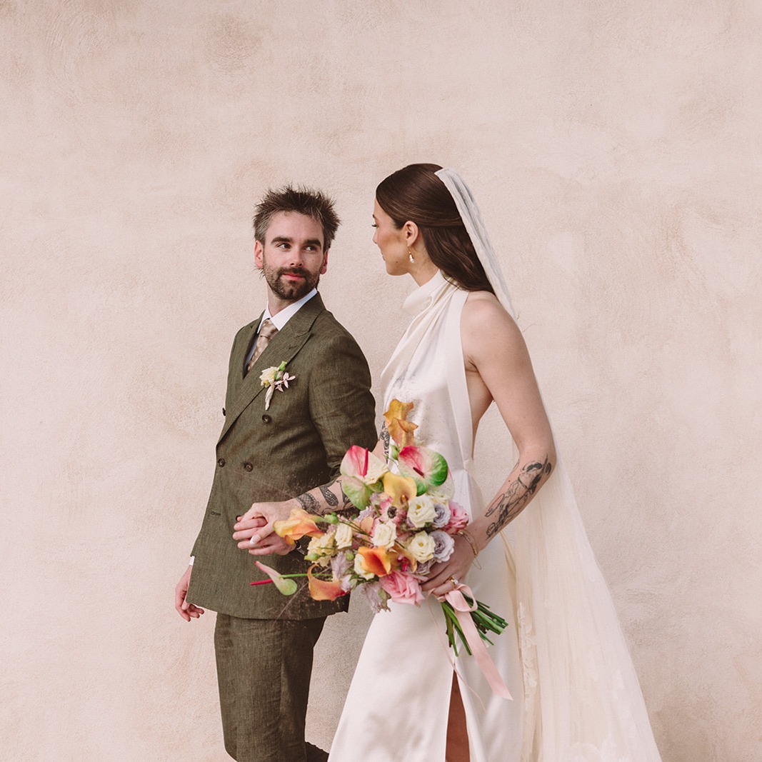 Emily & Mac | Masia Cabellut | Tarragona thumbnail