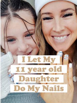 I let Tinley (my 11 year old!) give me a fresh set of nails for the new year💙 I can’t even believe how good they turned