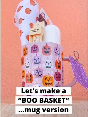 A boo basket…but make it a cute mini mug version! Perfect October gift to give a friend. Even cuter if you add in a @hel