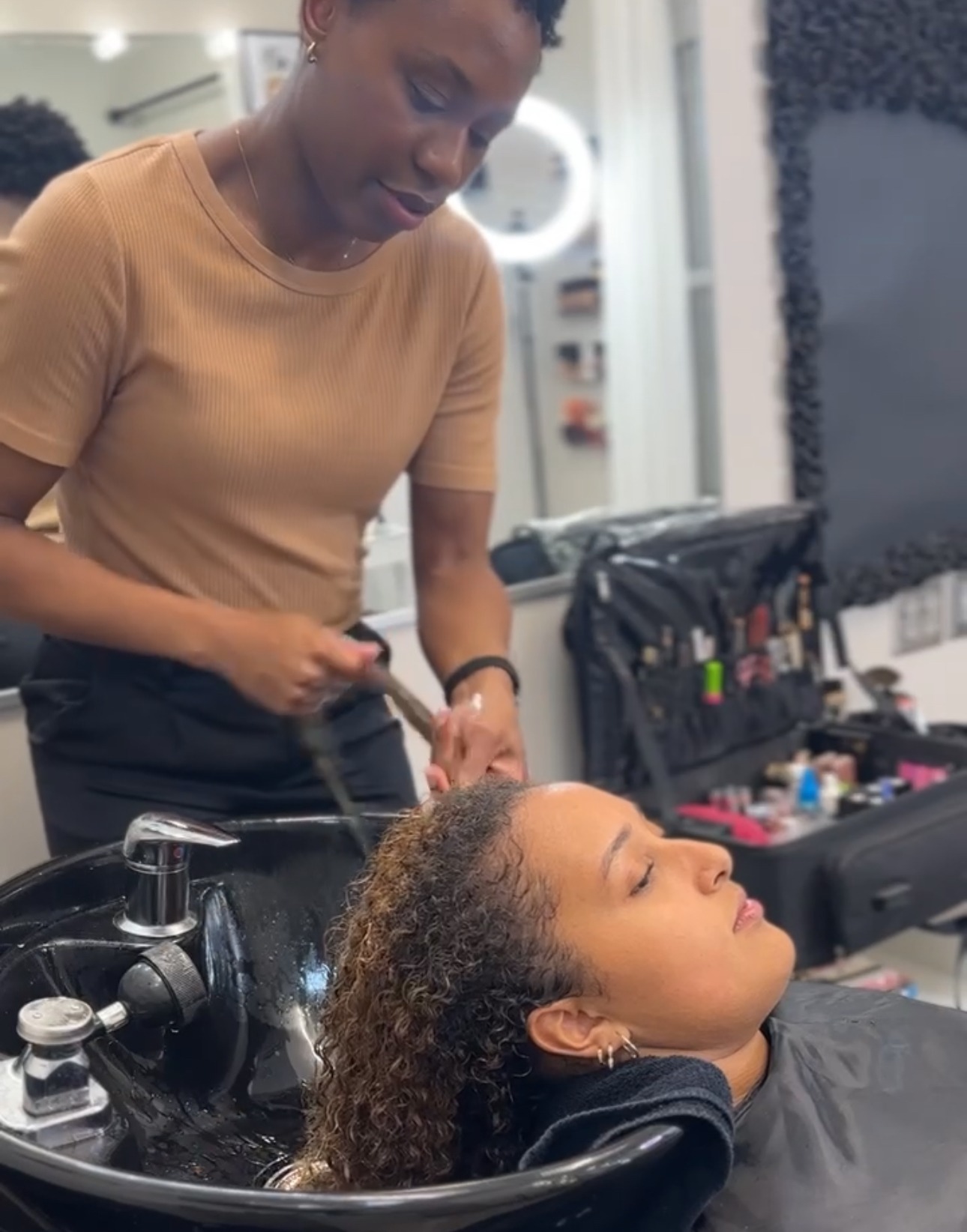 Book Salon service  thumbnail