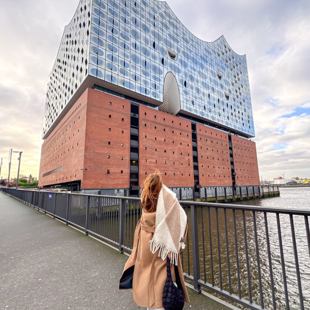 Top 6 Things to Do and Must-Visit Places in Hamburg, Germany thumbnail