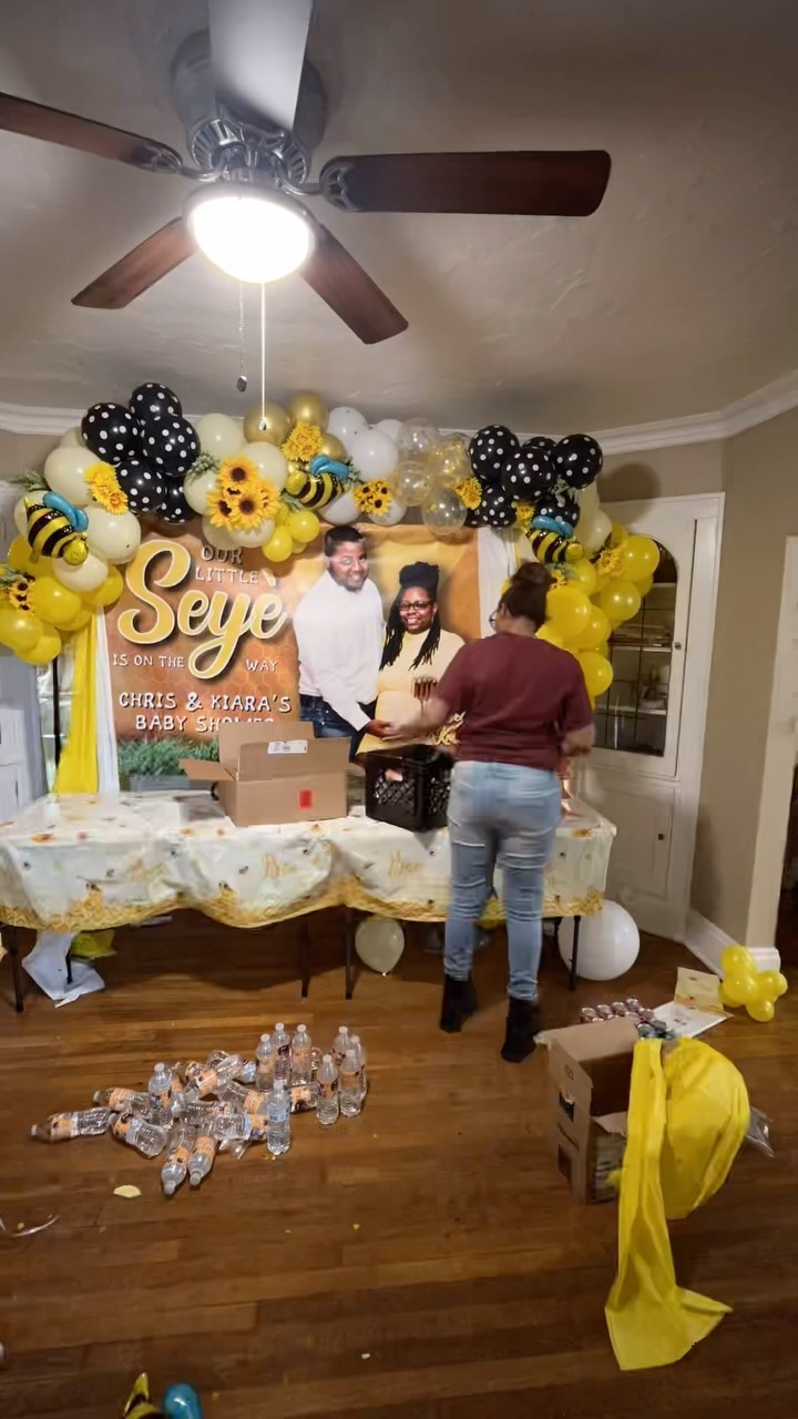 Daleeeee 😂 whew when I say I this was the biggest project I’ve done so far! Didn’t go to bed until 3am to finish! But I’