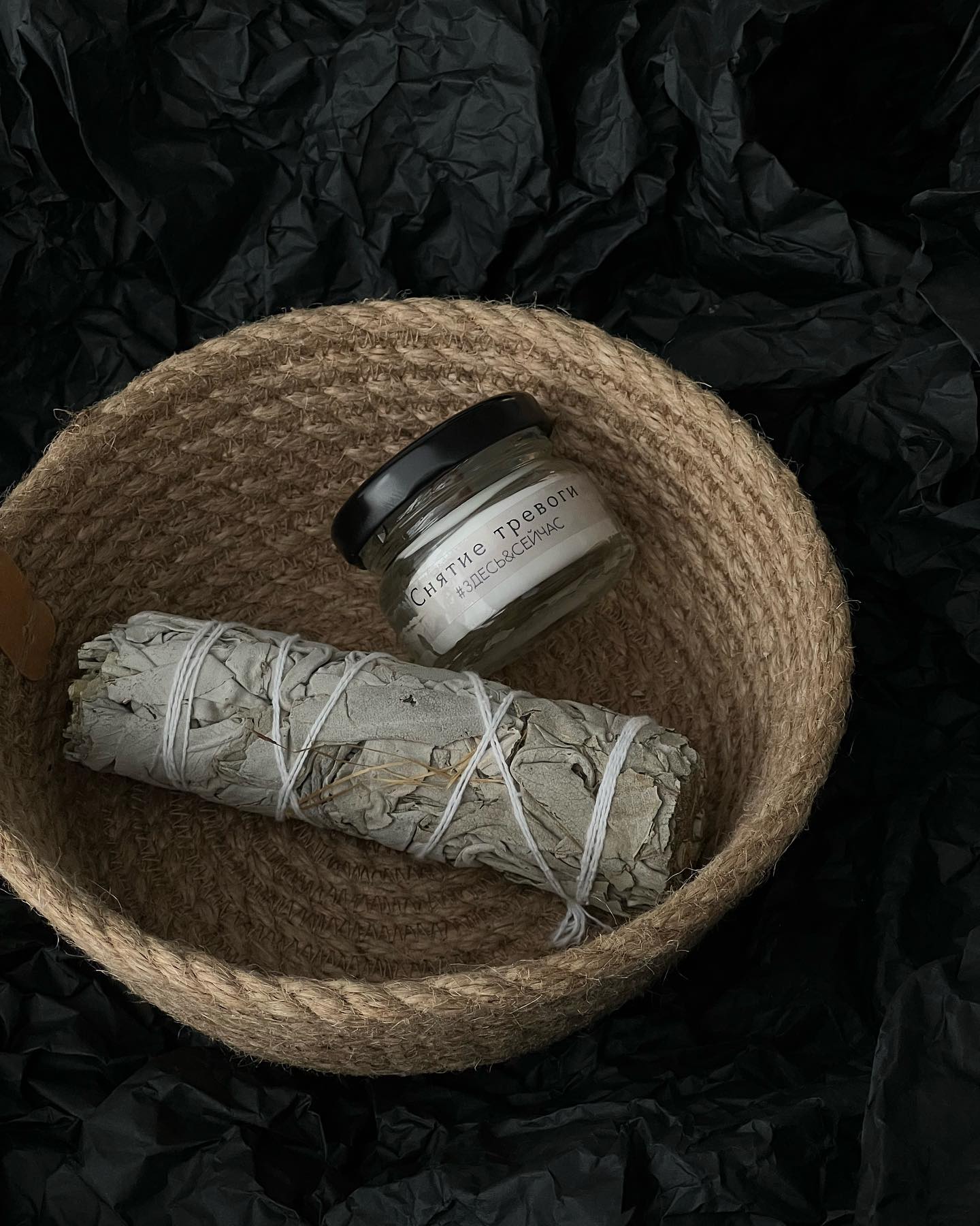 обычно я не публикую клиентские съемки в свою ленту, но эта серия — любовь 🤎

официально заявляю о начале зимних съемок!