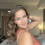 My Fiverr Gig to hire me for UGC Videos 🤳 thumbnail