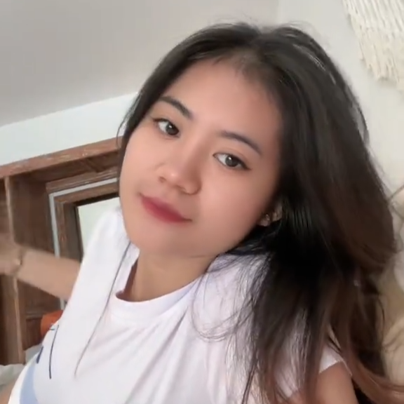 WHATSAPP  VANIA thumbnail