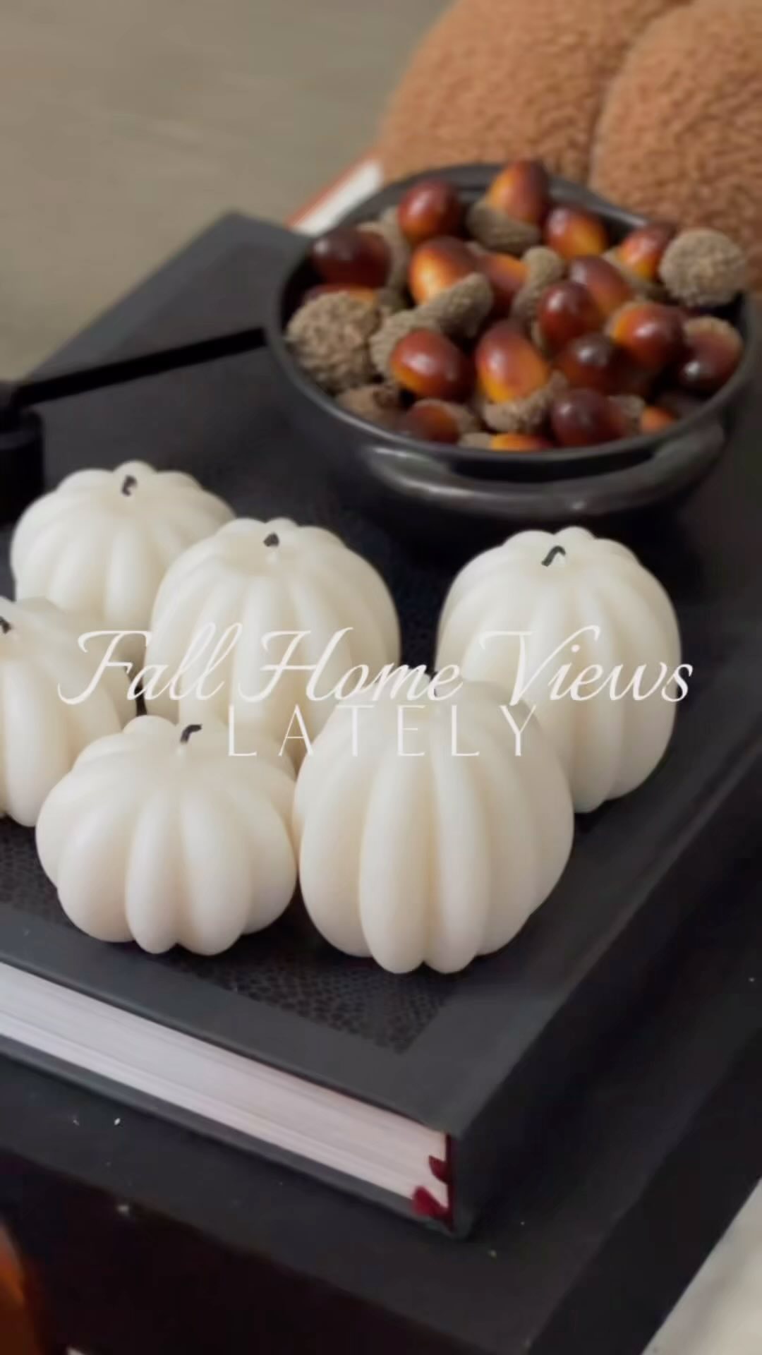 Fall Home Views Lately 🍂 Can't believe October is half over...this will soon become Christmas so sharing my fall home. 🤎