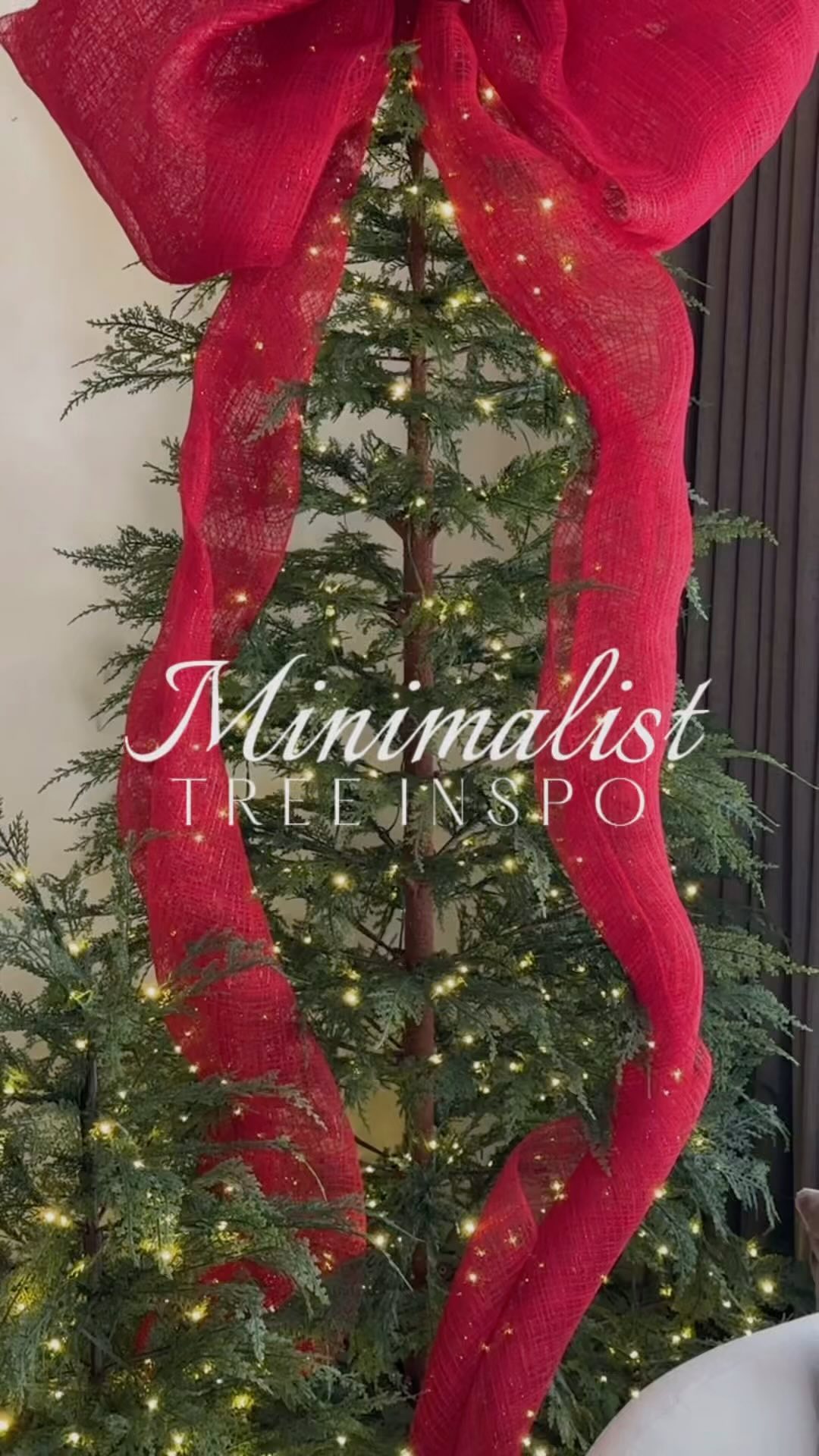 I was never a big bow on the tree person, but I wanted to try something new this year, and the minimalist tree trend cau