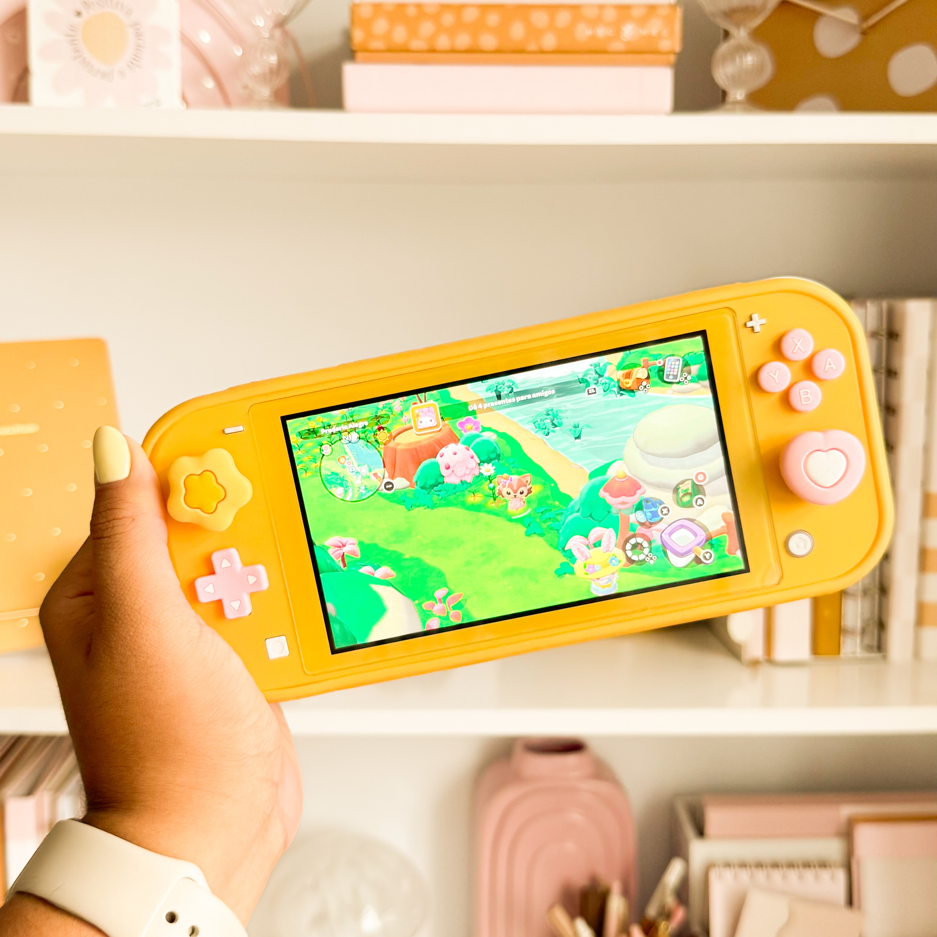 Nintendo Switch Lite thumbnail