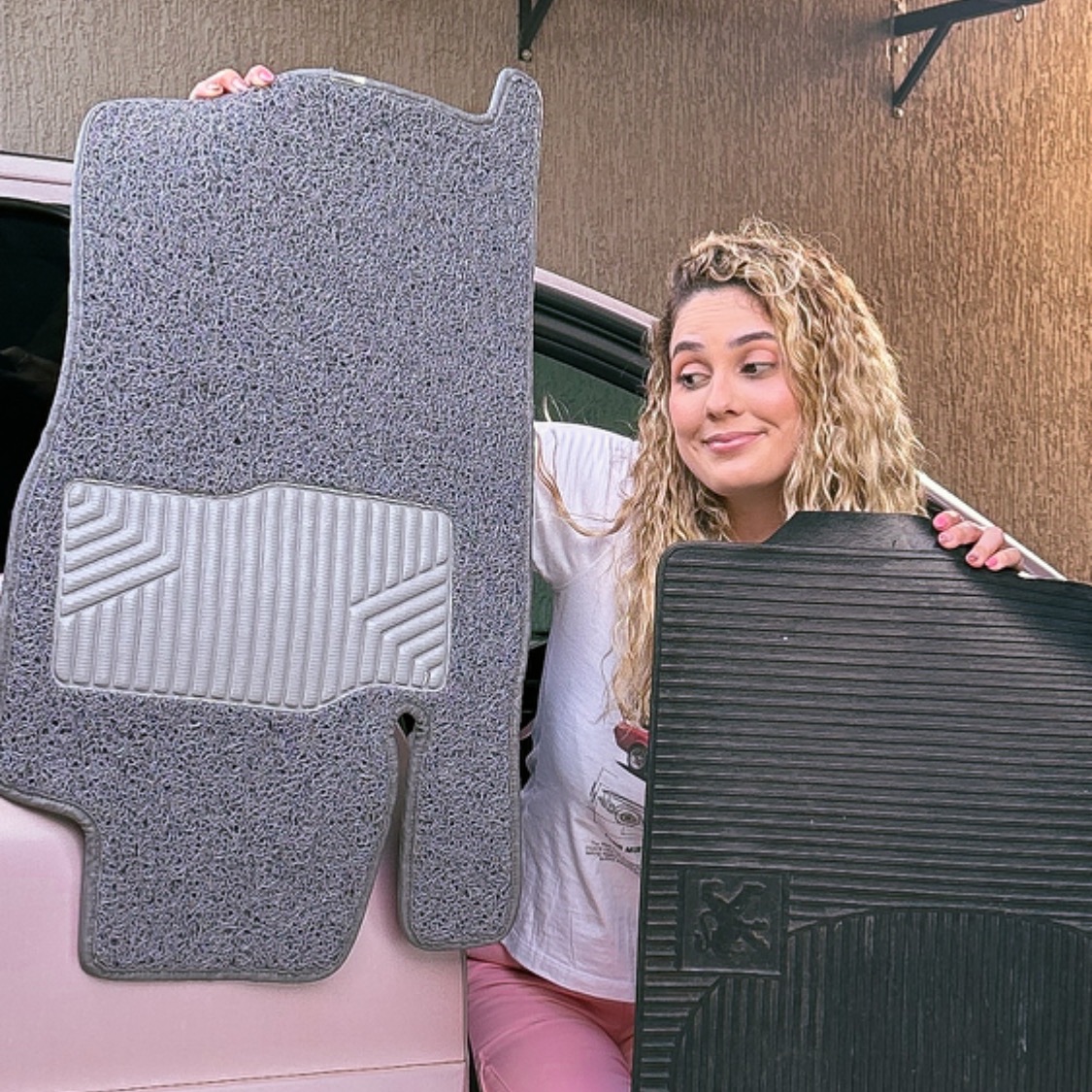 TAPETE AUTOMOTIVO 25% OFF até 18/03 | Cupom: ANELISE25 thumbnail