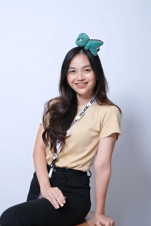 Raya promo still ongoing until 20th! Don’t miss out—secure your slot now! ✨ Click the link to book your session today!  