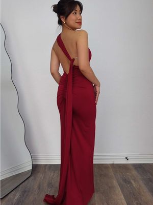 Because you haven’t found this dress 🥹 it’s absolutely stunning and would make a perfect wedding guest dress!!! Find it 