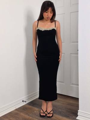This dress is SO good! The black one is so classy 😍 i don’t need shapewear!! #summeroutfits2025 #blackmaxidress #littleb