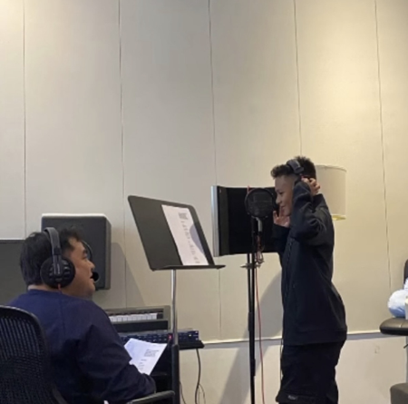 Book 1:1 Vocal Coaching thumbnail