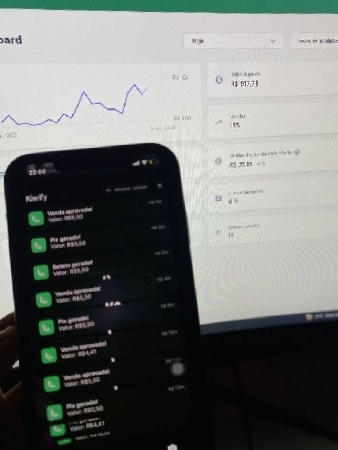 FERRAMENTA BOT MILIONARIO thumbnail