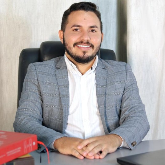 Carlos Aguiar  | Advogado Civilista e Eleitoral thumbnail