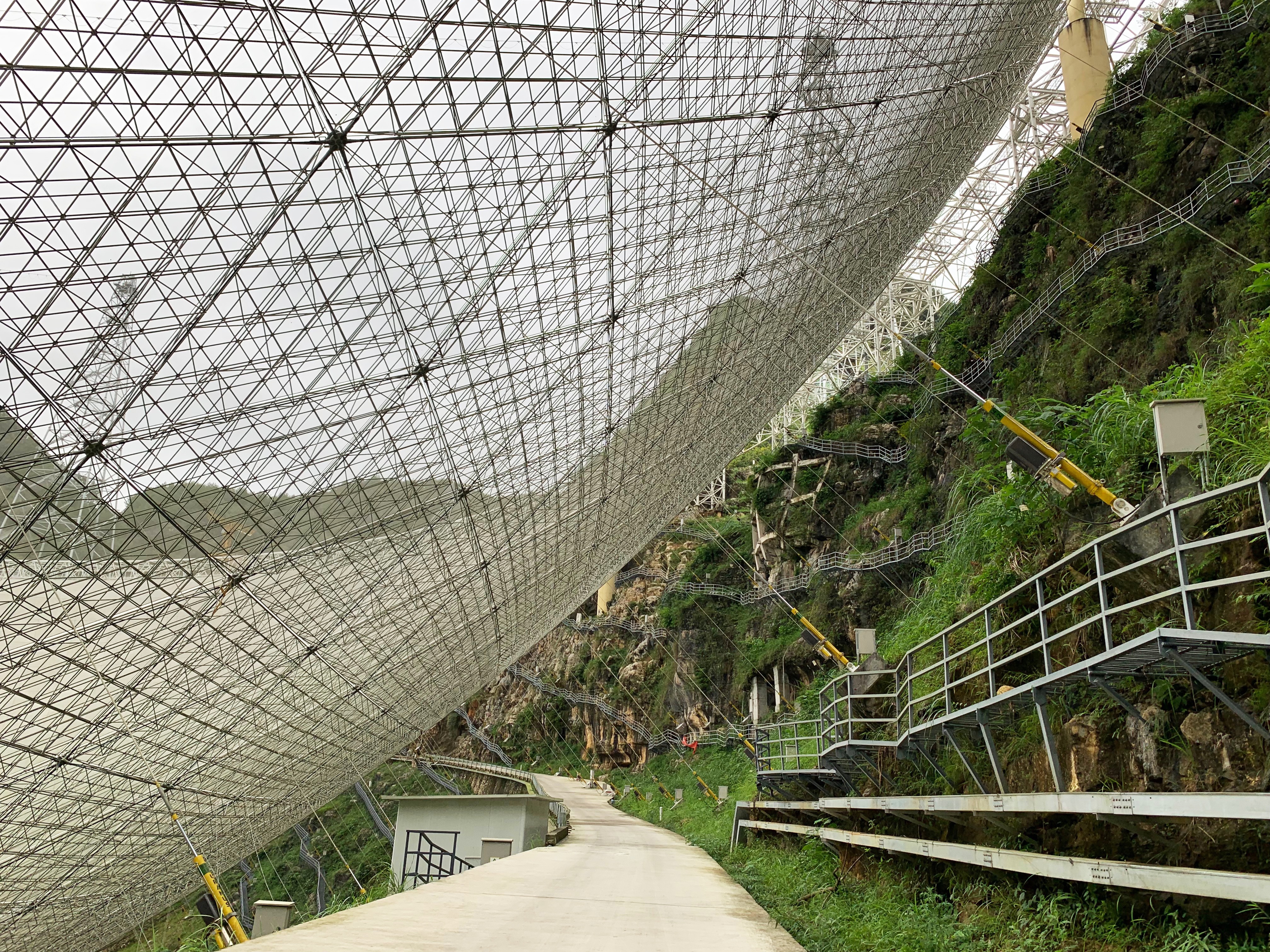 The Spatialities of Radio Astronomy thumbnail
