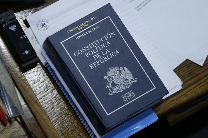 El valor simbólico de la Constitución: el fin (ahora sí) de la transición thumbnail