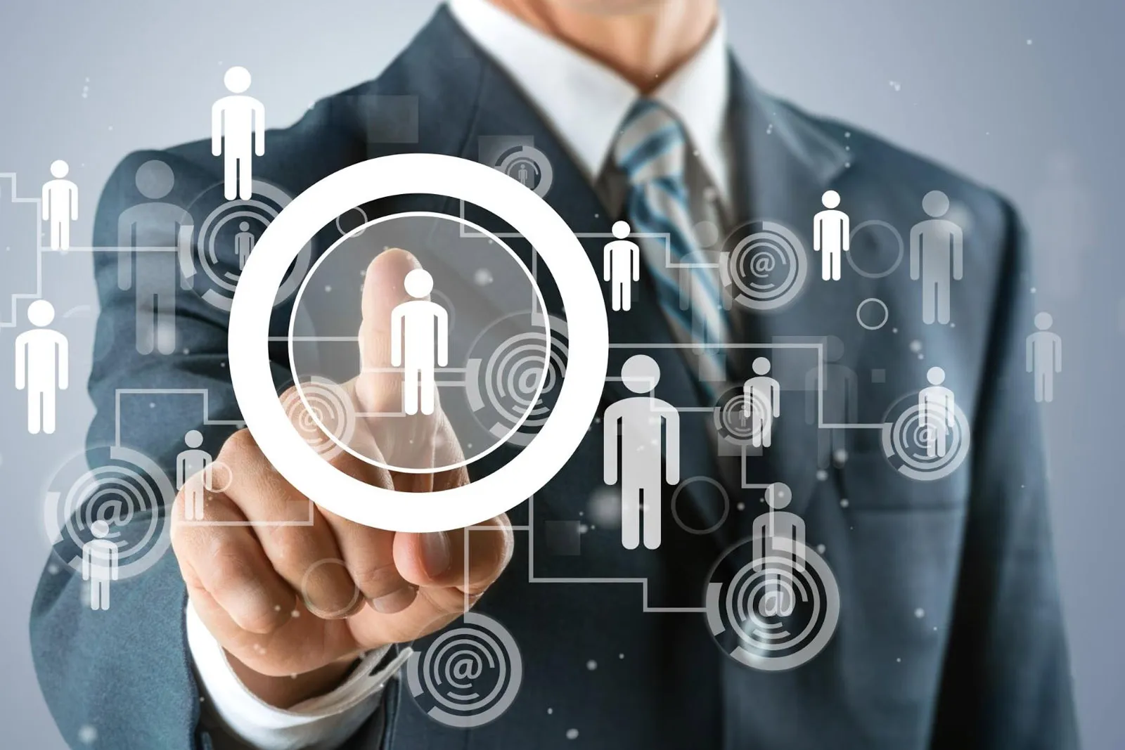 RECRUTAMENTO E SELEÇÃO thumbnail