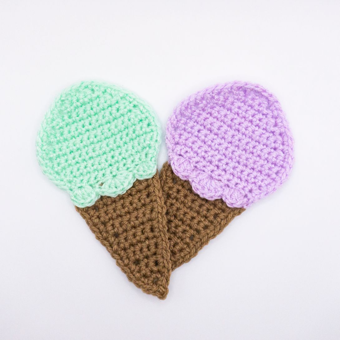 🍦Hooray! Ice Cream Applique Crochet Pattern is ready!

🍉This is the second pattern for the Summer Garland!

Link for wri