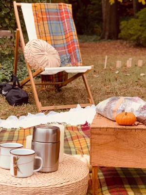 Today was the perfect autumn picnic weather and we are hear for it🎃🧺🍂  #autumn #fallpicnic #picnic # raleigh