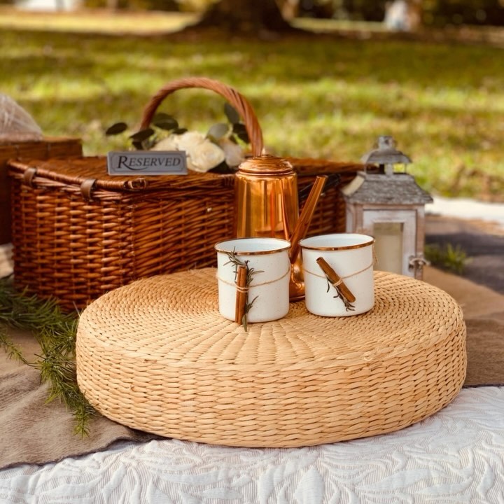 It is officially soup weather! Did you know that when you select Lucettegrace as your picnic meal this December you can 