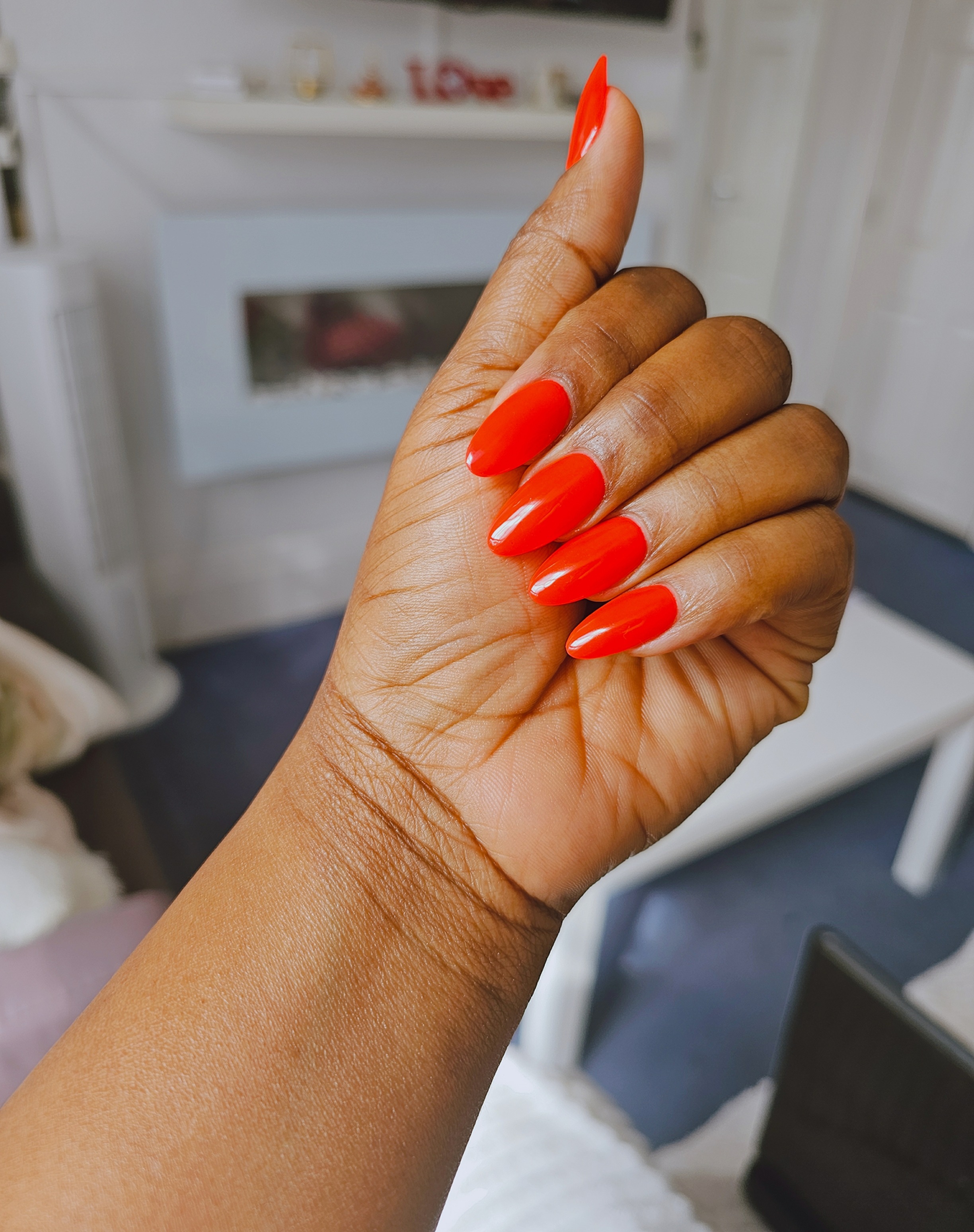 £60 🎁 Manicure thumbnail