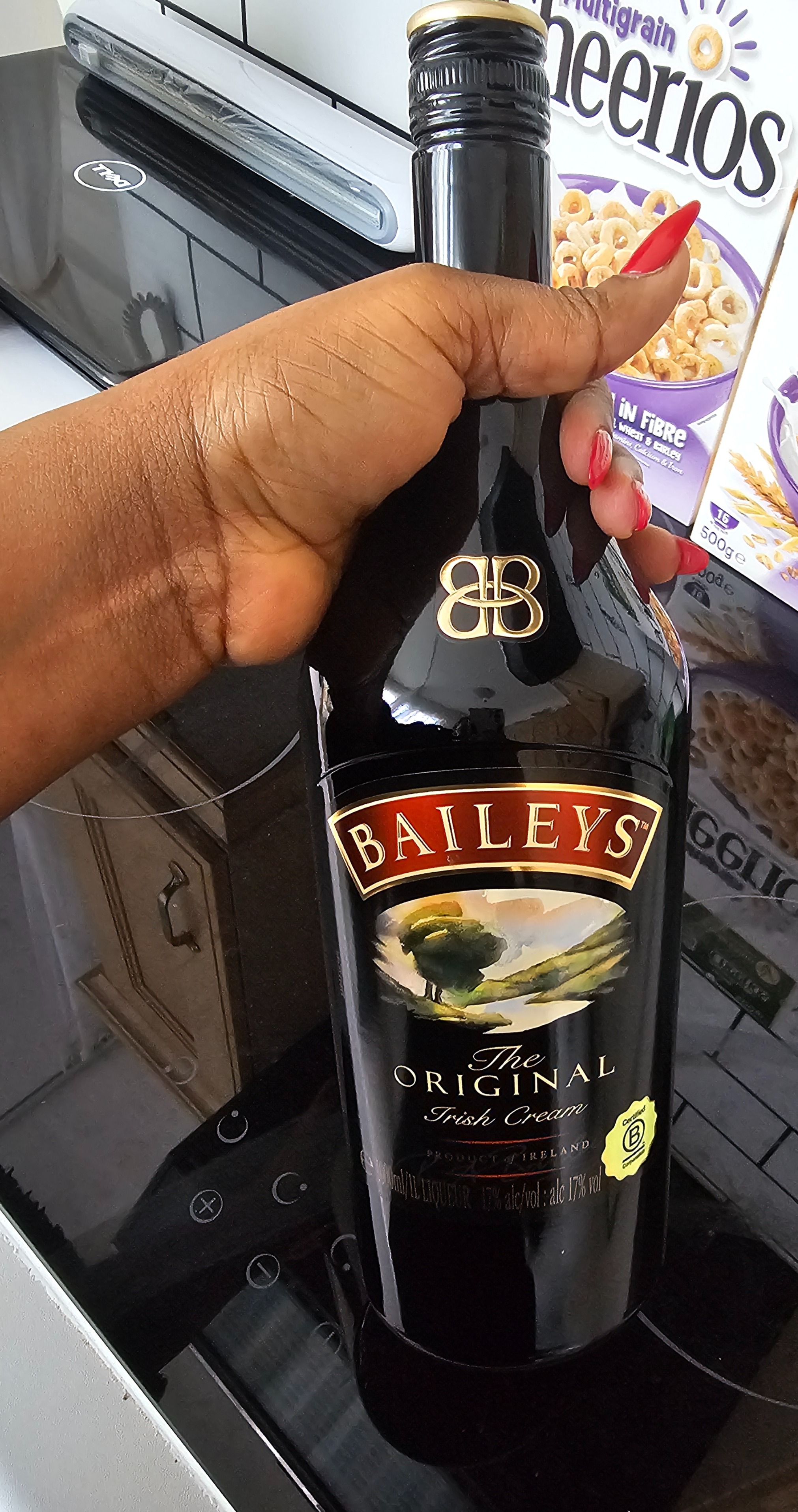 £24 🎁 A Bottle of Baileys thumbnail