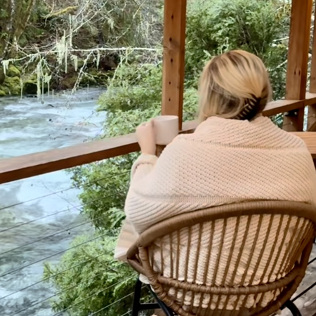 The softest knit blanket (Amazon) thumbnail